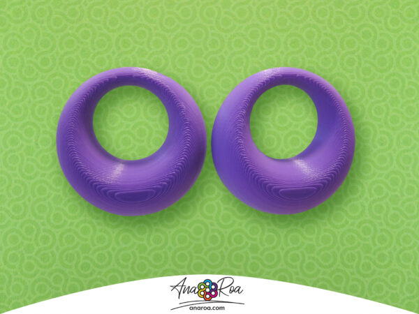 DISEÑO DE ARETES MODELO ARGOLLA ASIMÉTRICA 3D MORADO