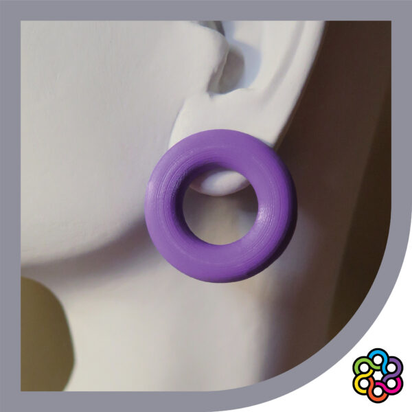 DISEÑO DE ARETES MODELO ARGOLLA SIMÉTRICA 3D MORADO