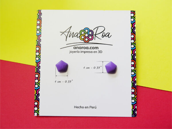 DISEÑO DE ARETES MODELO MINI PENTÁGONO GLOBO MORADO